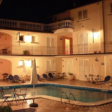 Apartment Attico Castiglio By World San Baronto